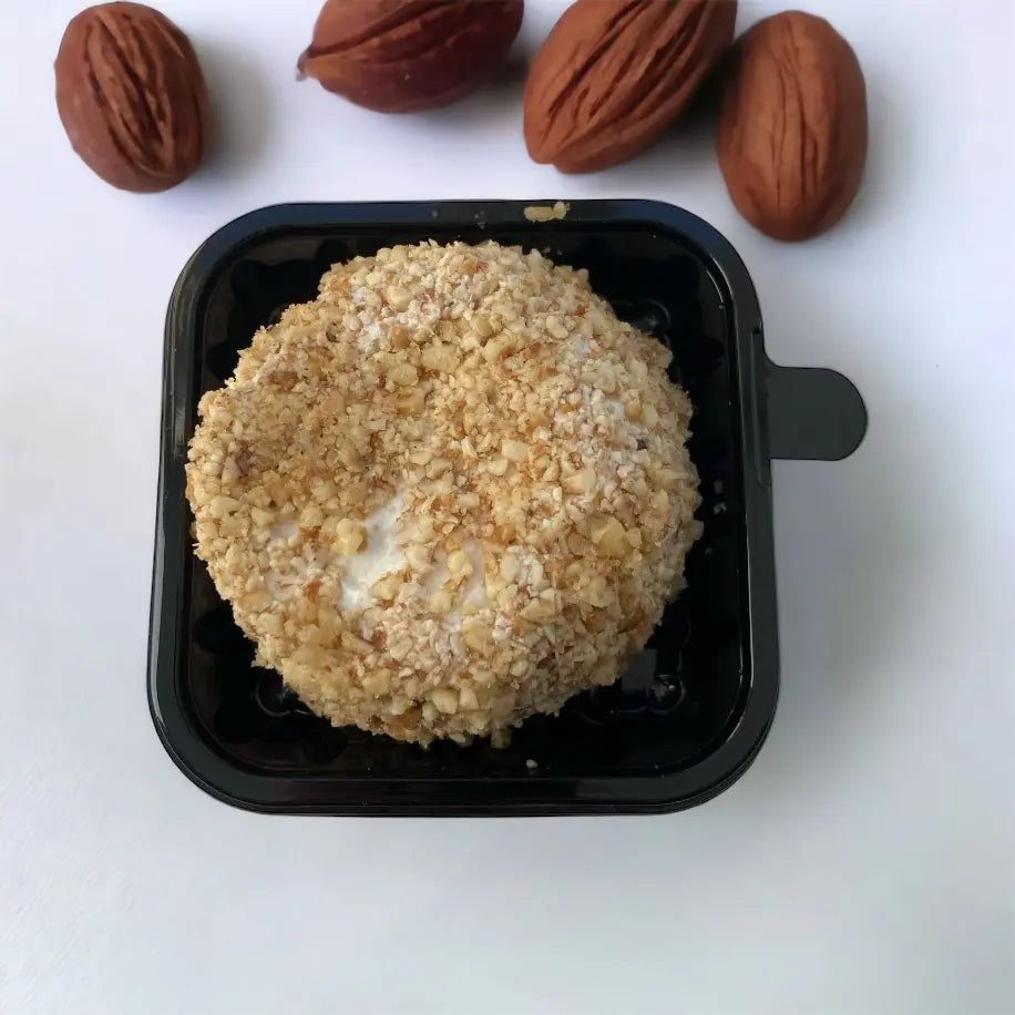 Fromage valadou aux noix vendu par Jm Monterroir