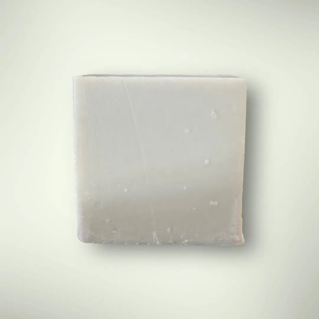 Savon Olive et argile verte de Soleil de Mai vendue par JM Monterroir