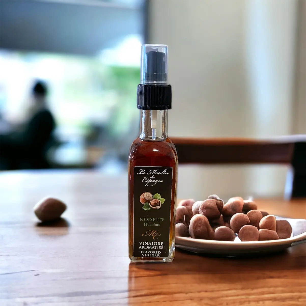 Vinaigre aromatise à la noisette de au delice des cepages vendu par Jm Monterroir