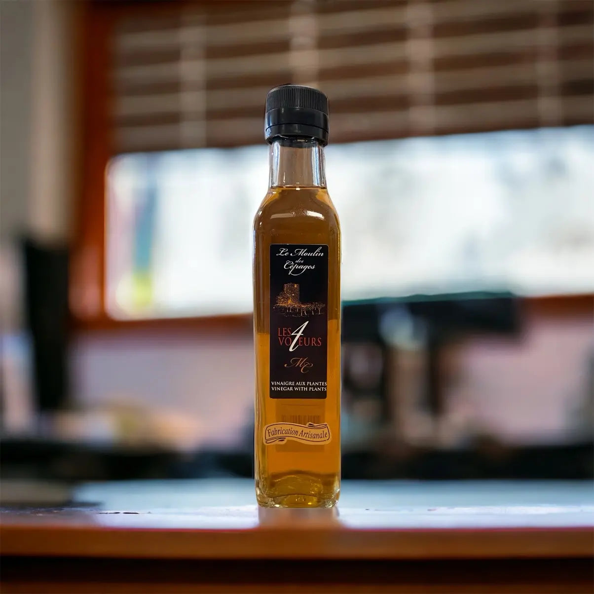 Vinaigre aromatise au 4 voleurs de au delice des cepages vendu par Jm Monterroir