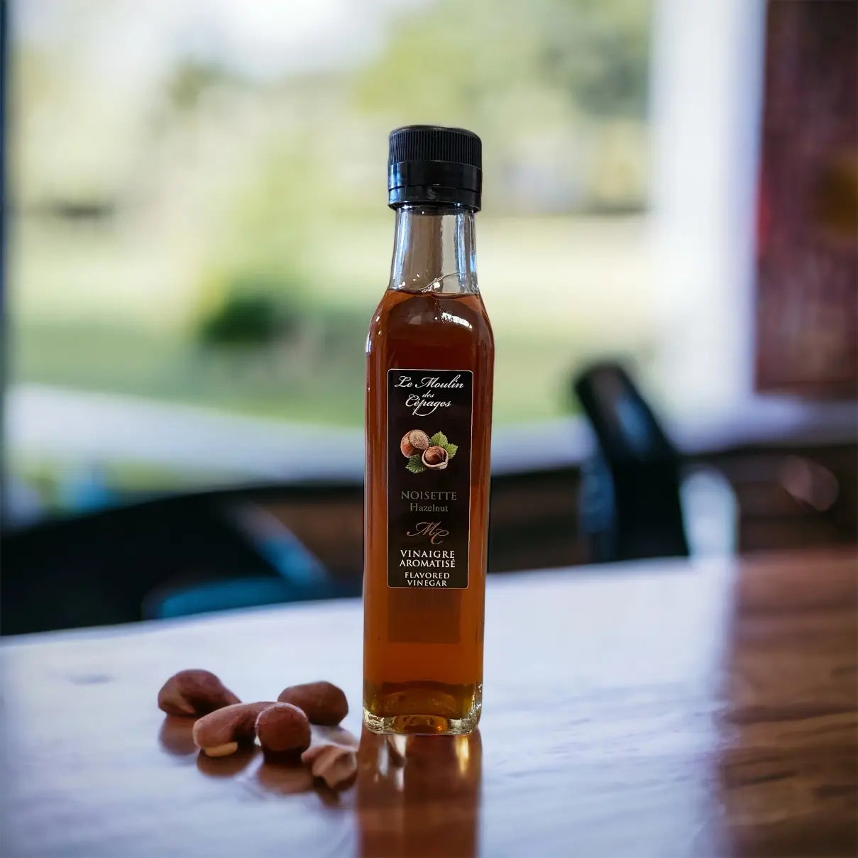 Vinaigre aromatise à la noisette de au delice des cepages vendu par Jm Monterroir