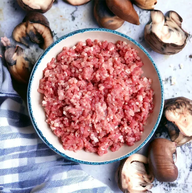 Chair a saucisse aux cepes de la maison coudeyrat vendue par JM Monterroir